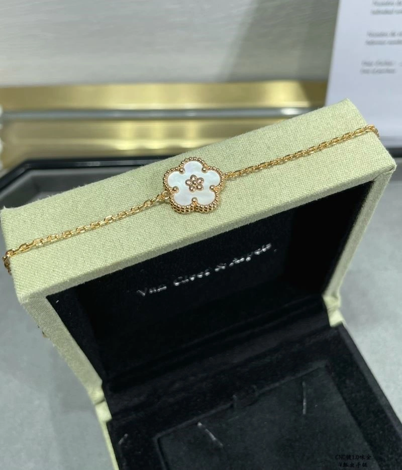 Affordable Vca Bracelets 254775