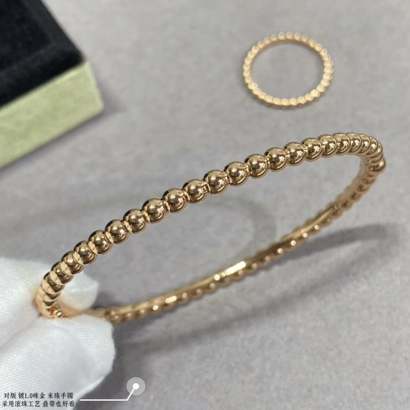 Vca Bracelets BestValue 254783