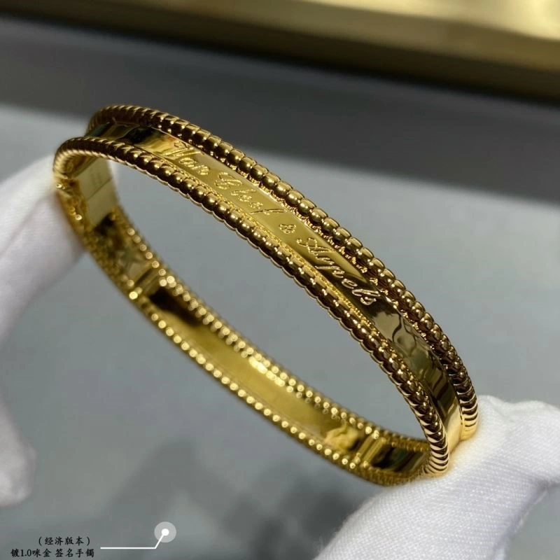 Affordable Vca Bracelets 254802