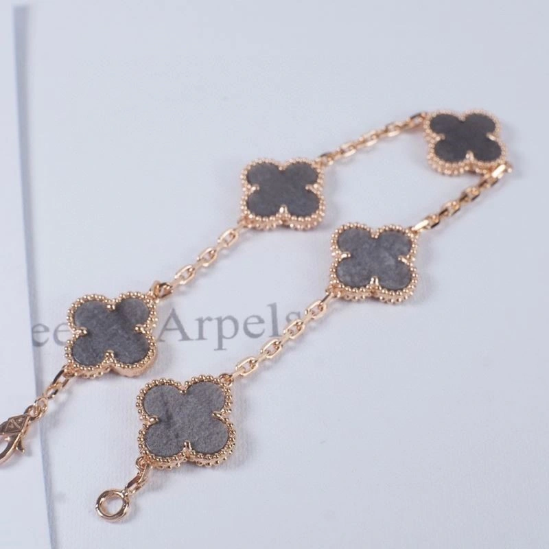 Vca Bracelets NewStyle 254795