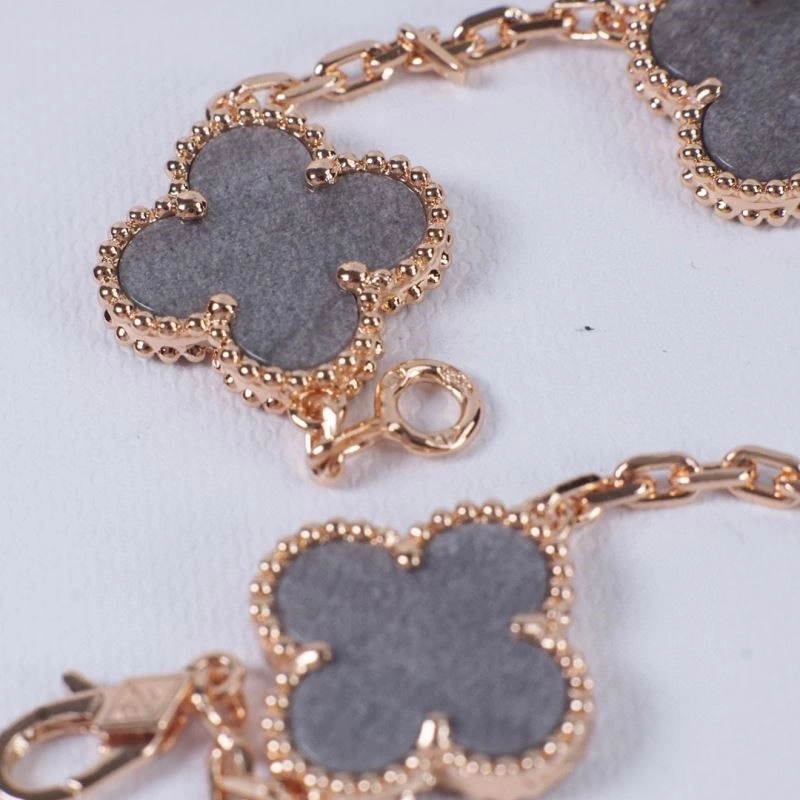 Vca Bracelets NewStyle 254795