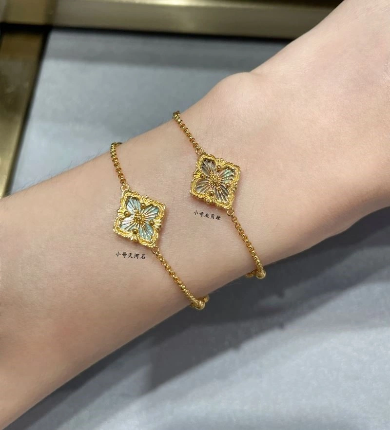 WaterResistant Vca Bracelets 254590