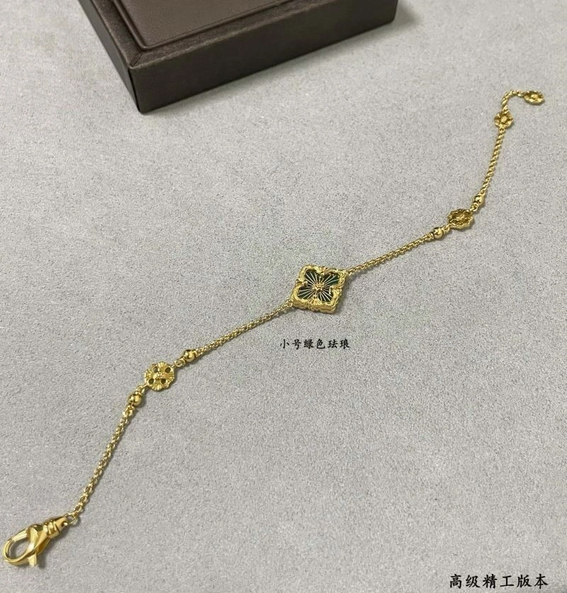 Vca Bracelets FashionForward 254584