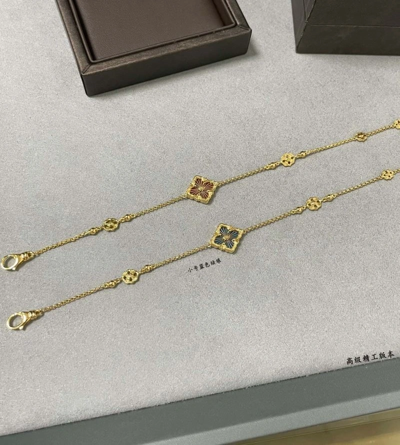 Vca Bracelets Breathable 254579