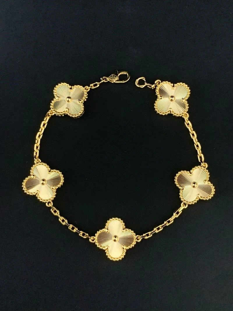 Vca Bracelets Refined 254542