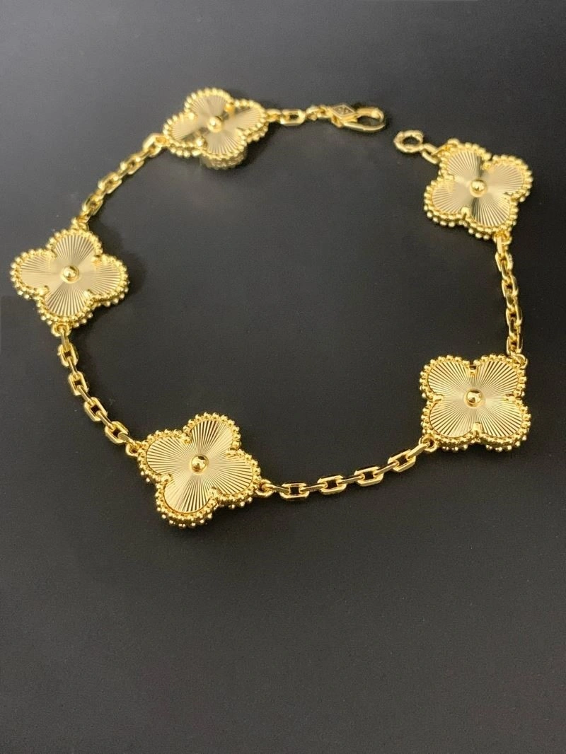 Vca Bracelets Refined 254542