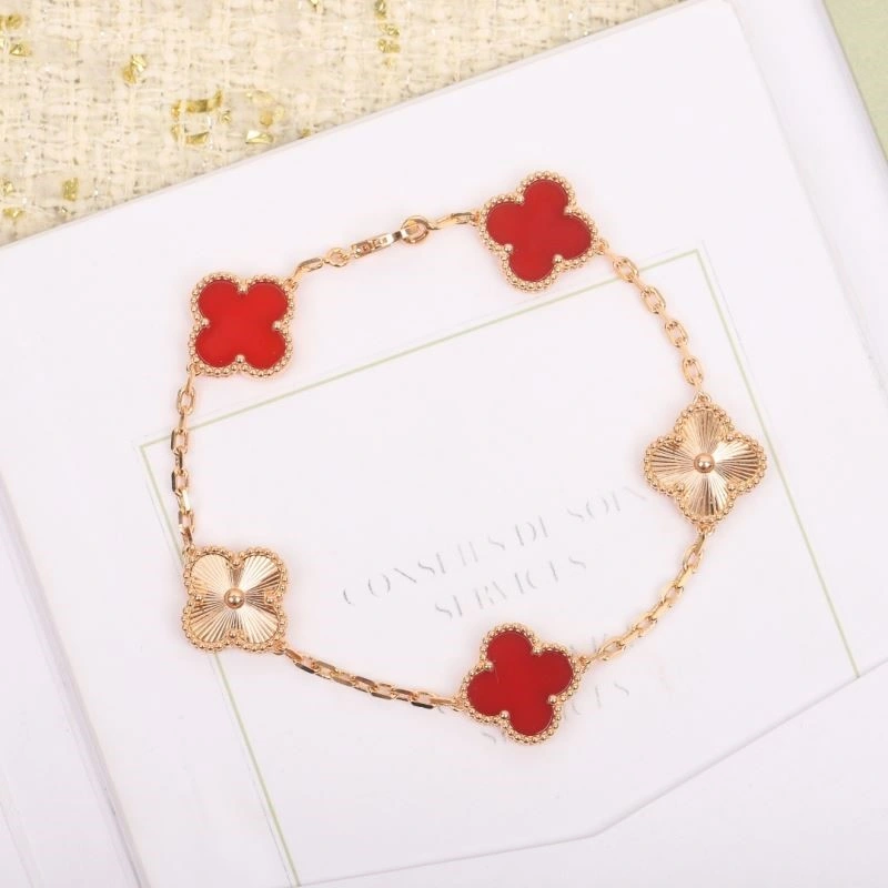 ComfortFit Vca Bracelets 254533