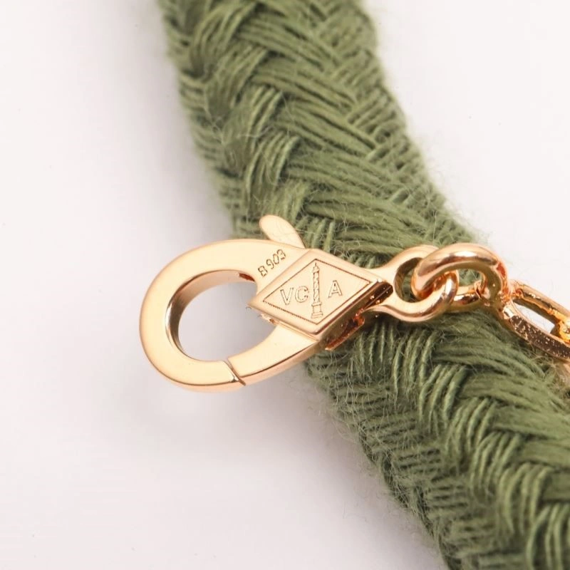 ComfortFit Vca Bracelets 254533