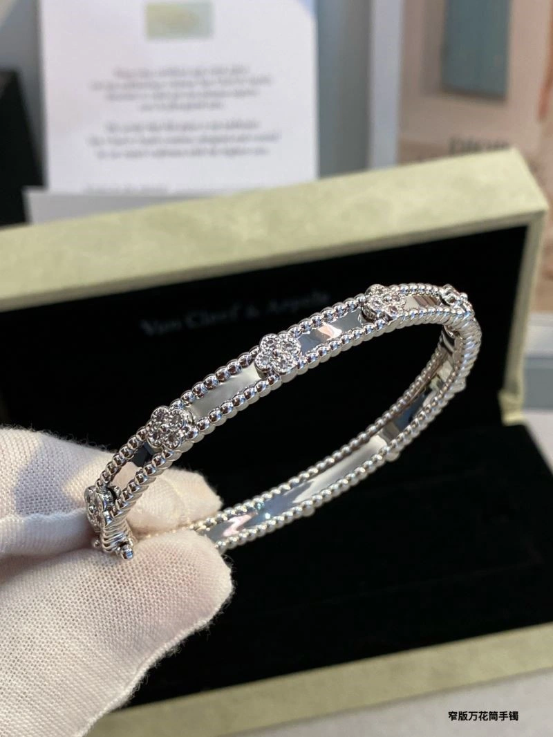 Vca Bracelets GoodFit 254476