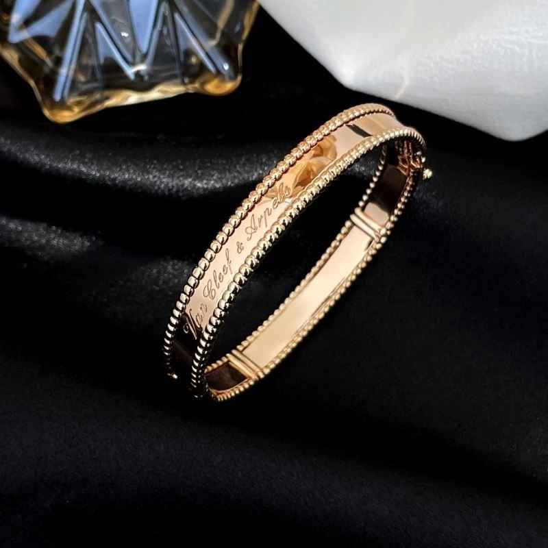 Vca Bracelets Unisex 254477