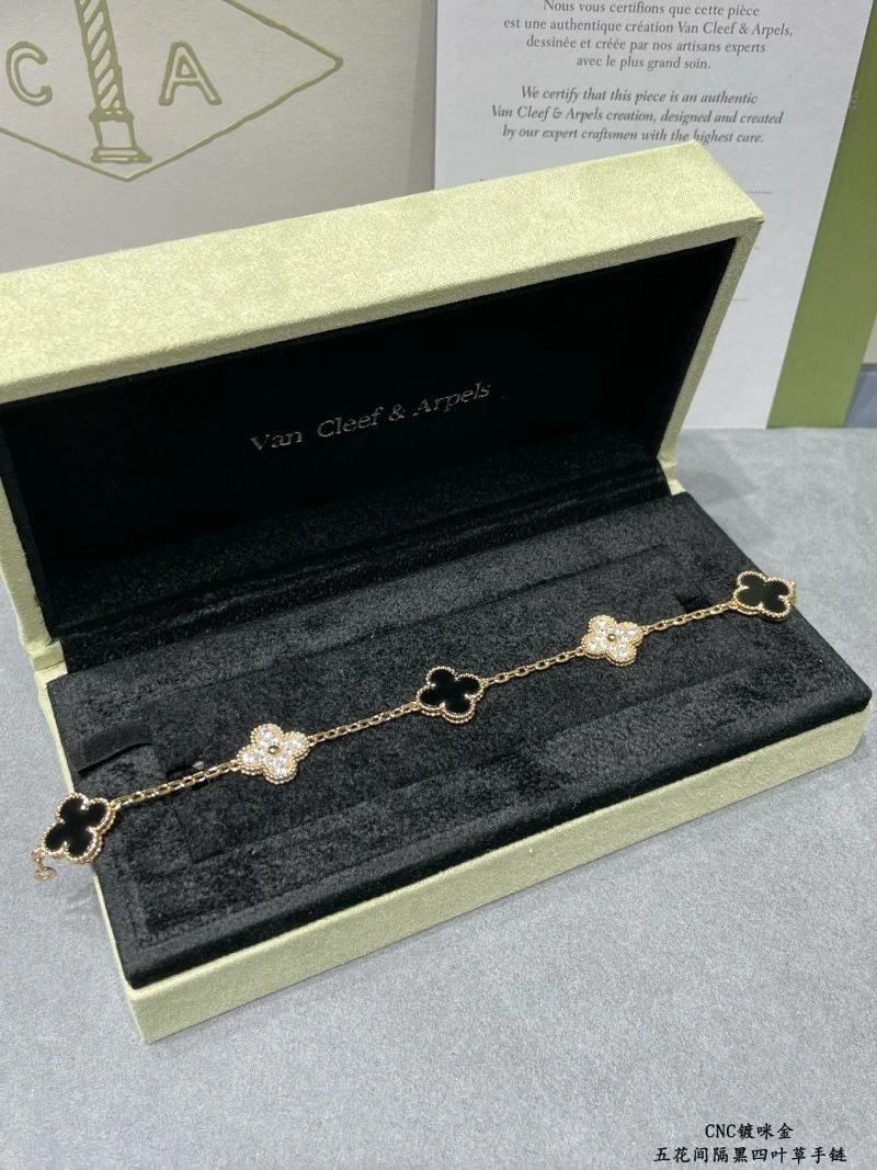 Vca Bracelets Contemporary 254475