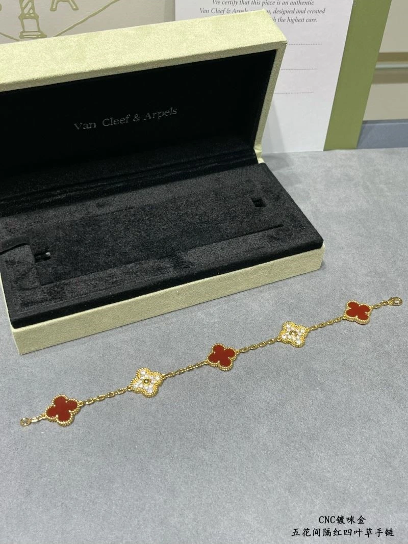 Vca Bracelets Versatile 254447