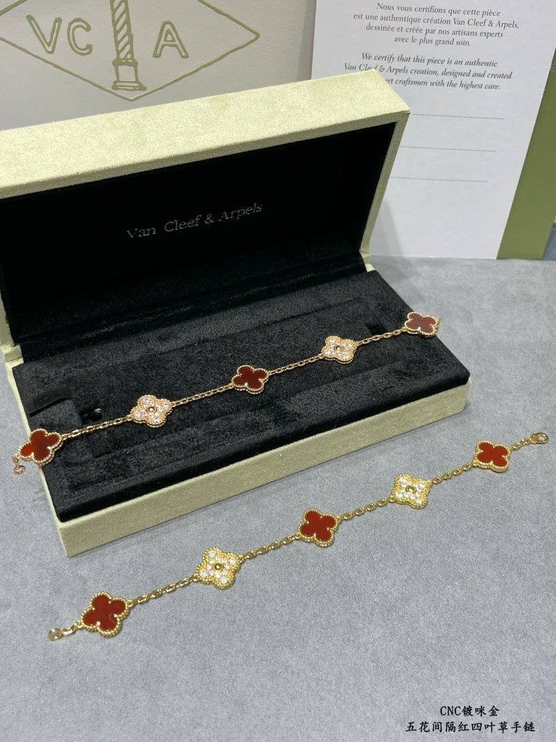 Vca Bracelets Versatile 254447