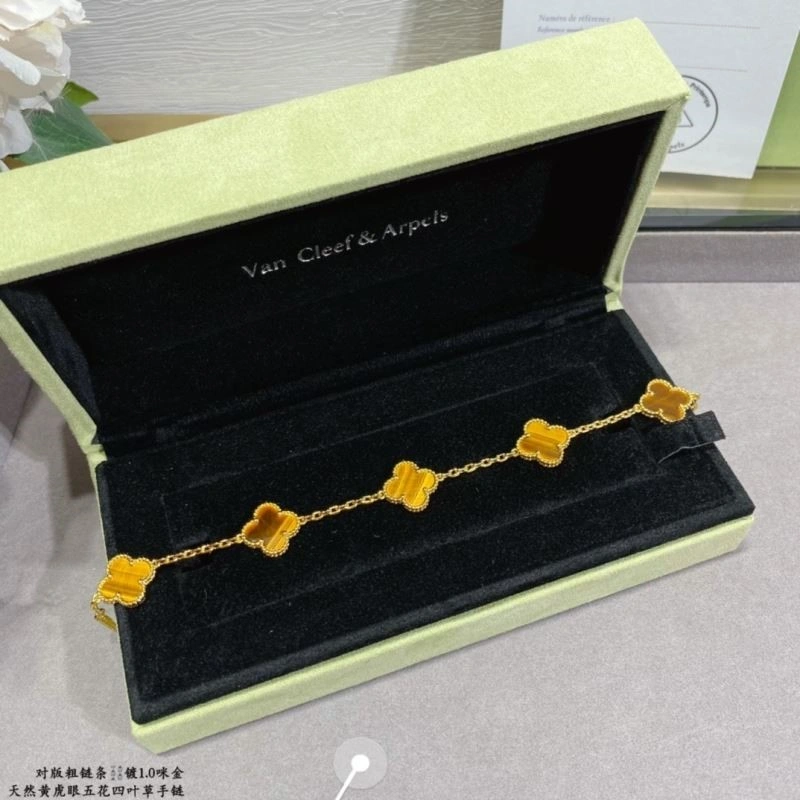 SportInspired Vca Bracelets 254445