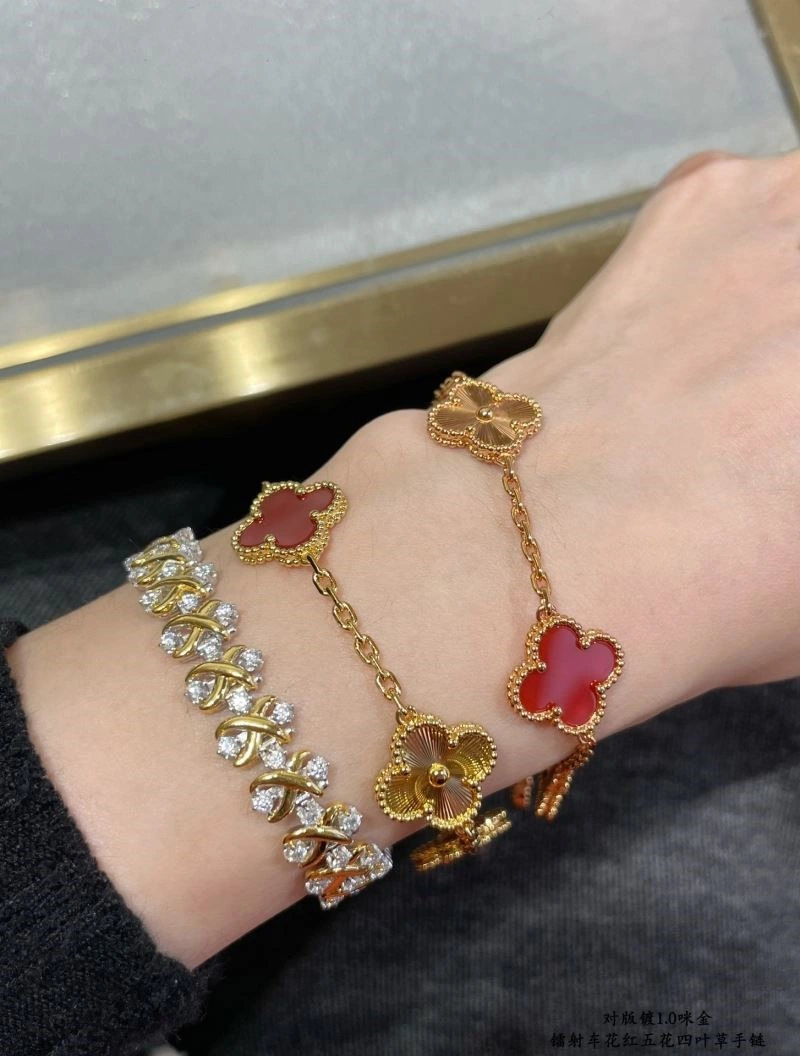Vca Bracelets Durable 254428