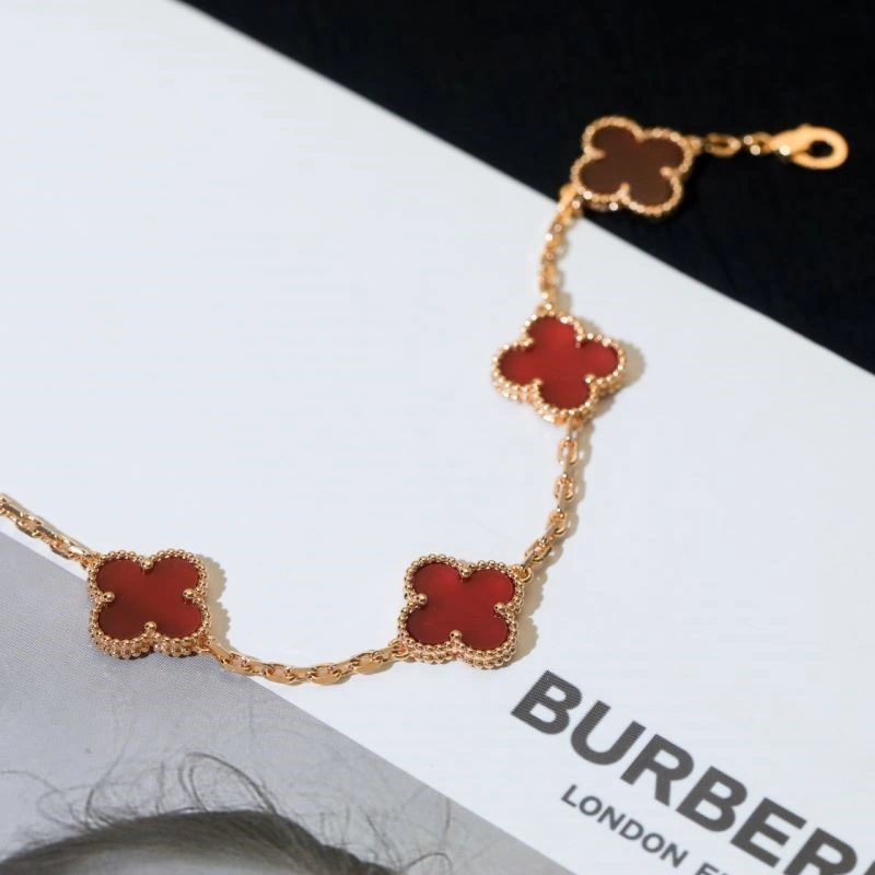 NewStyle Vca Bracelets 254410