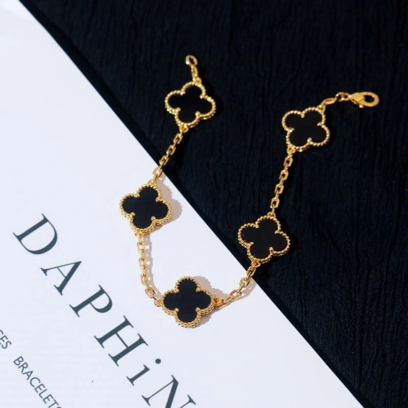 Vca Bracelets Supportive 254425