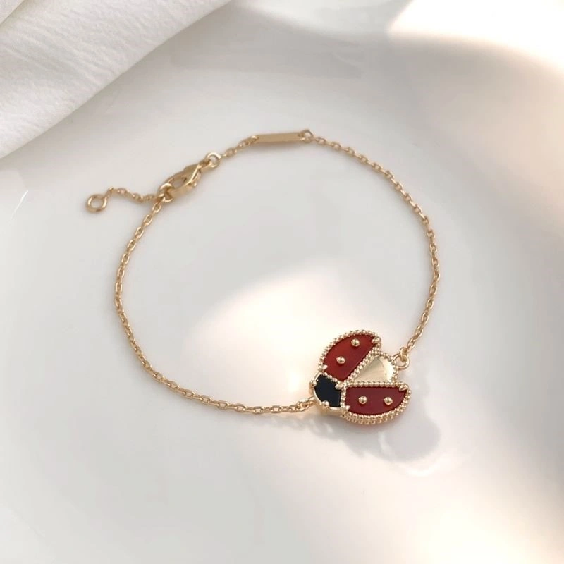 Upgraded Vca Bracelets 254420