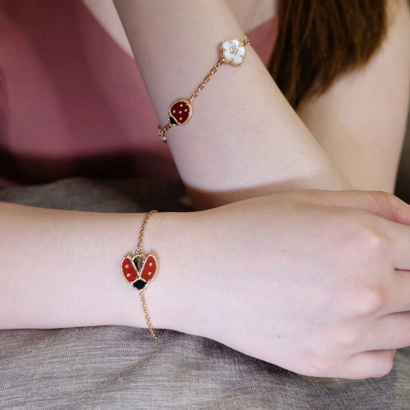 Soft Vca Bracelets 254422