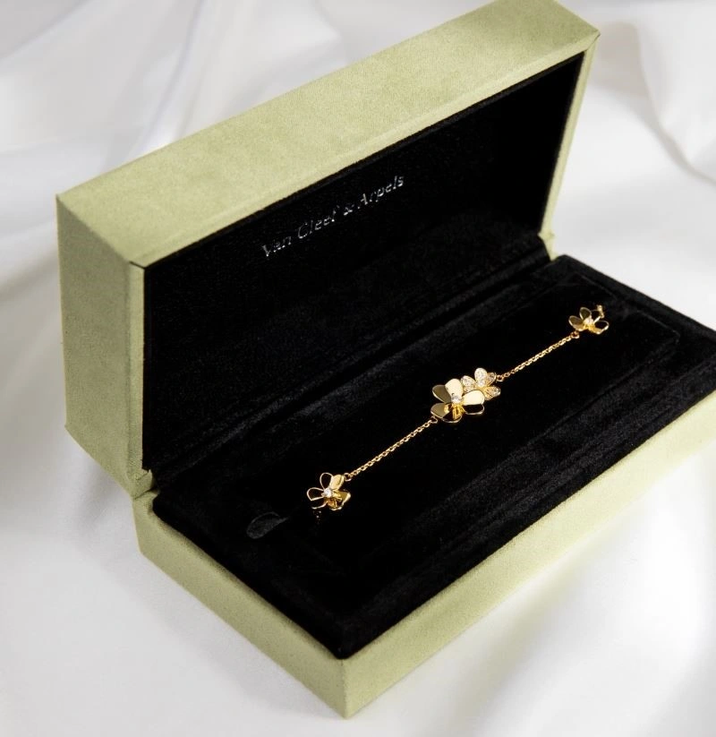 TimelessDesign Vca Bracelets 254439