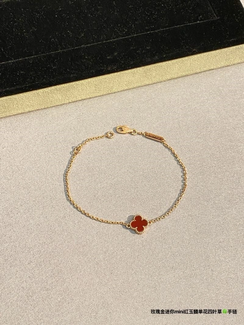 Efficient Vca Bracelets 254440