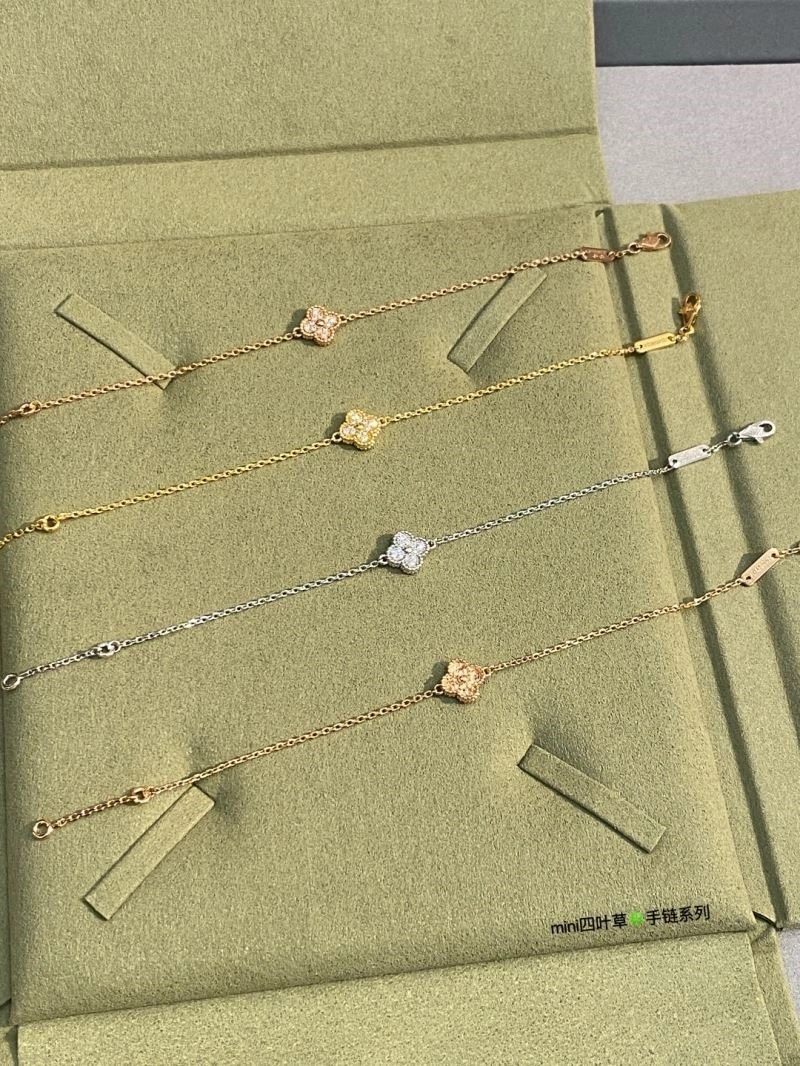 Vca Bracelets Durable 254441