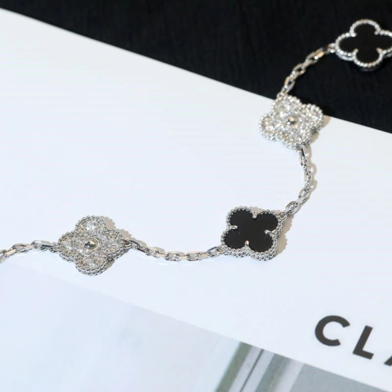 Supportive Vca Bracelets 254431