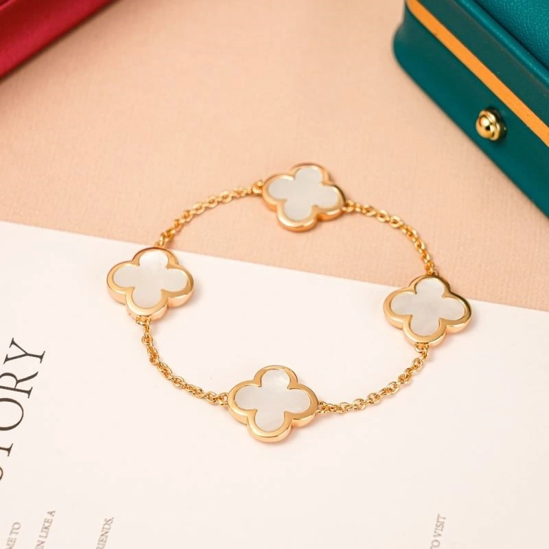 Supportive Vca Bracelets 254437