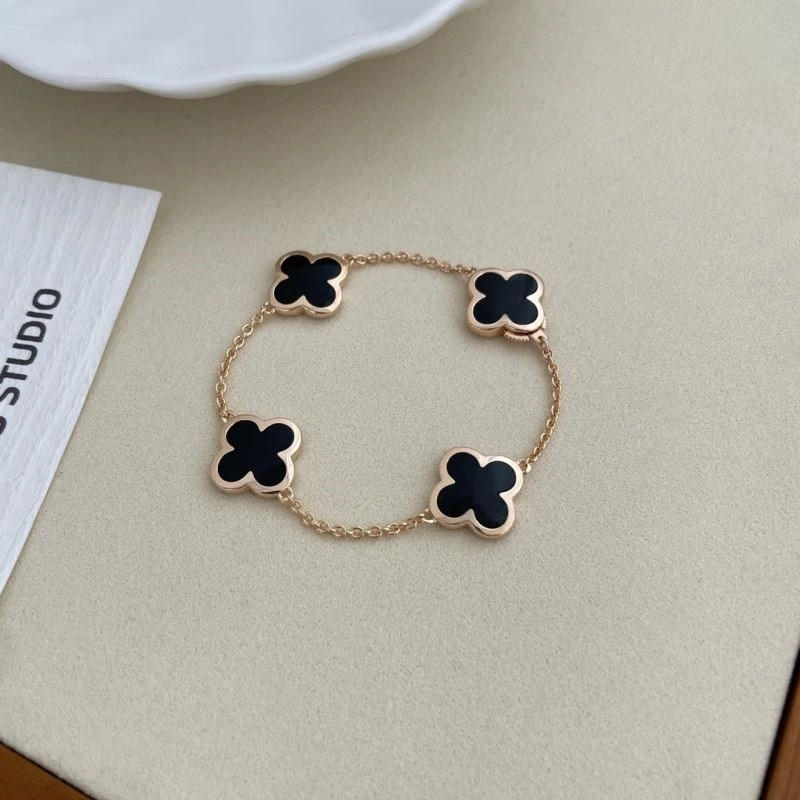 Vca Bracelets Versatile 254424