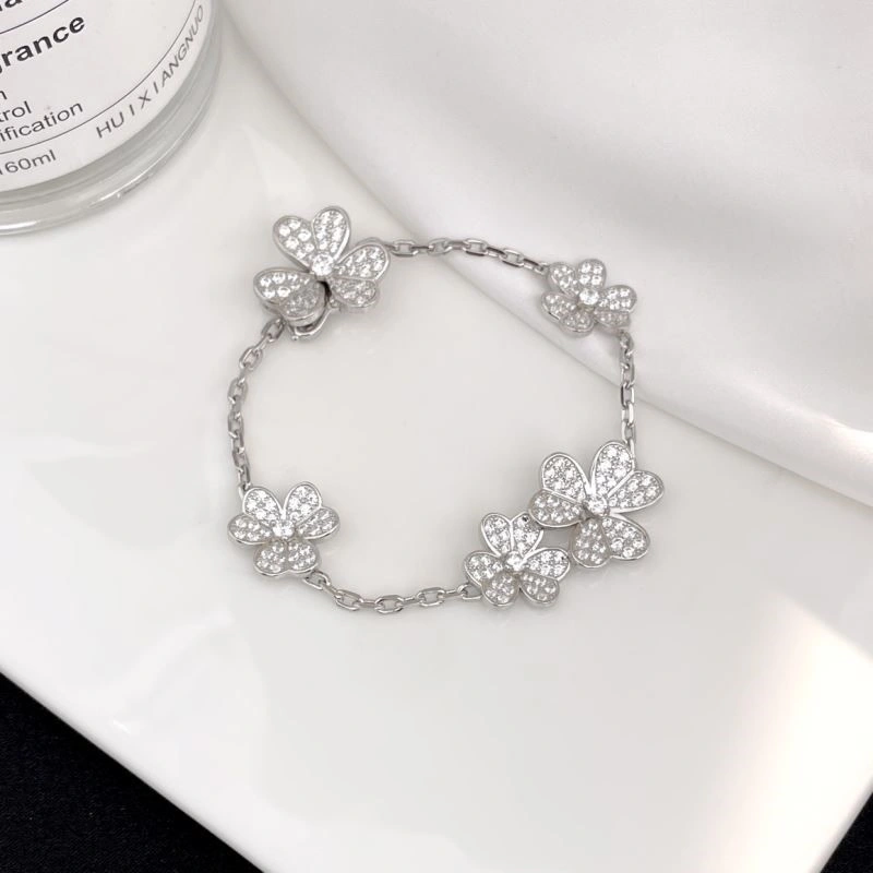 Attractive Vca Bracelets 254427