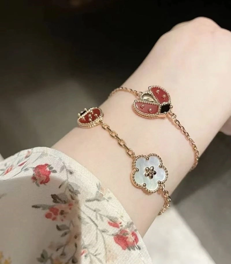 Popular Vca Bracelets 254415