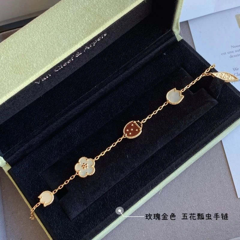 Popular Vca Bracelets 254415