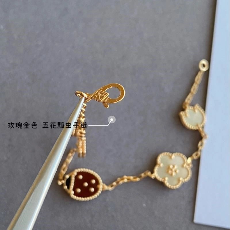 Popular Vca Bracelets 254415