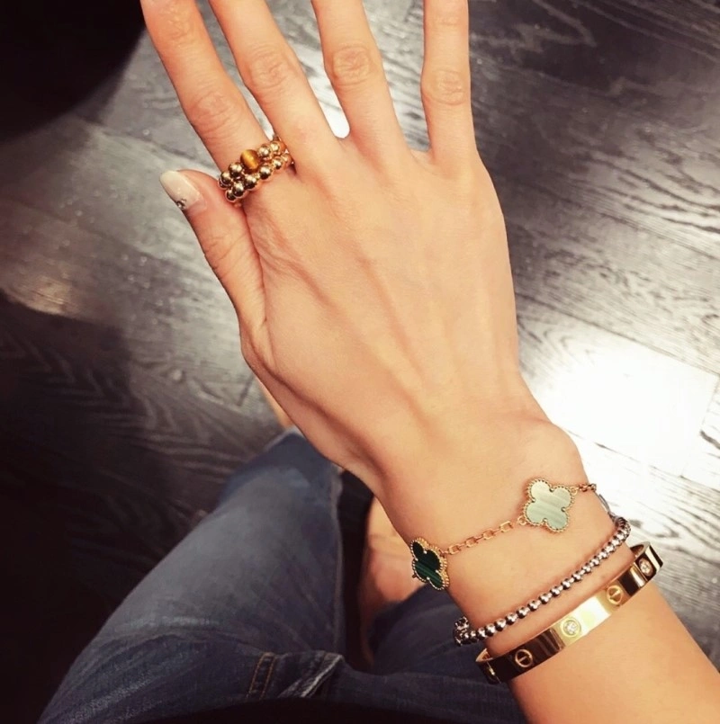 Sporty Vca Bracelets 254265