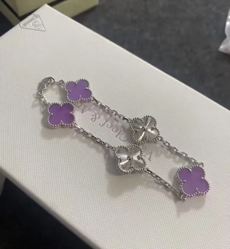 Vca Bracelets Youthful 254254