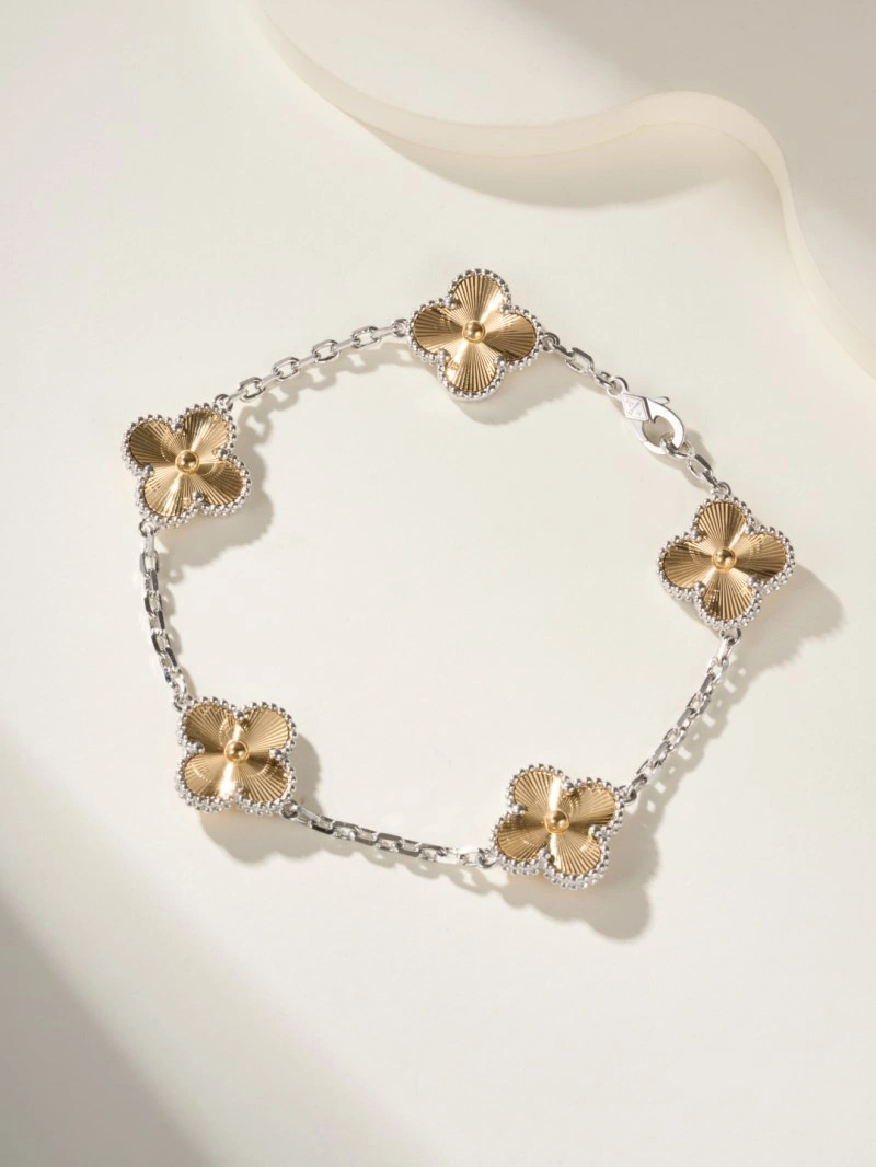 TimelessDesign Vca Bracelets 254261