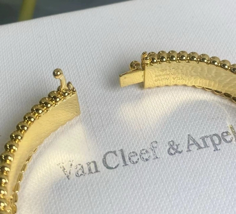 Vca Bracelets Classic 254242