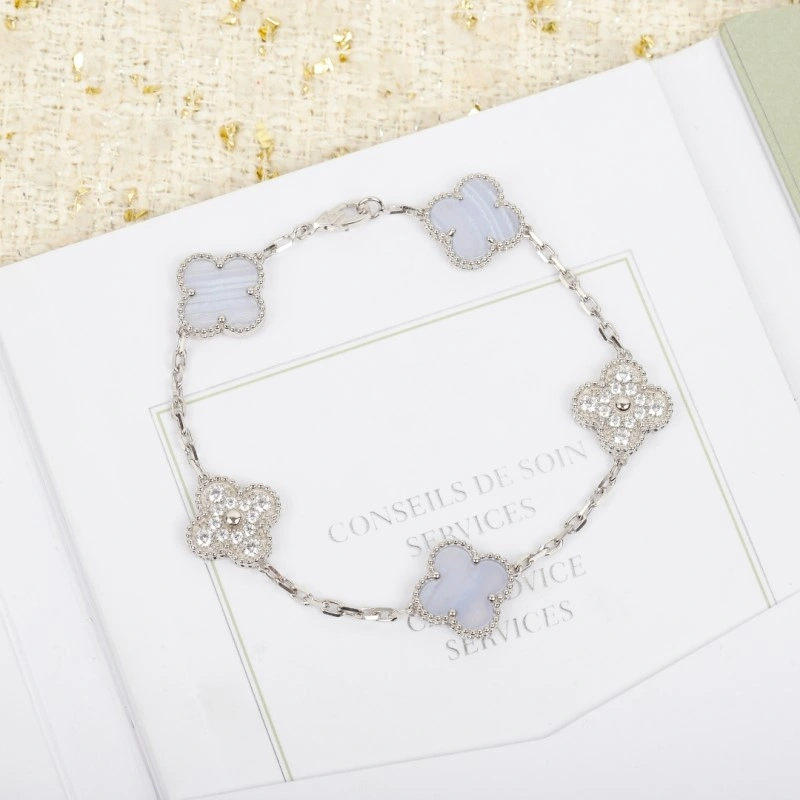 Minimalist Vca Bracelets 254148