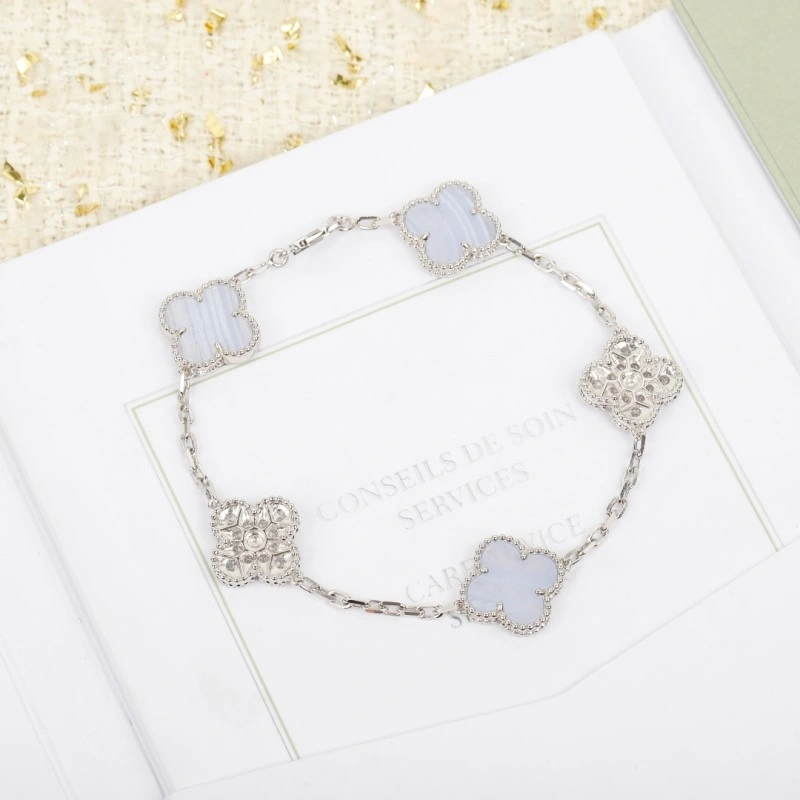 Minimalist Vca Bracelets 254148