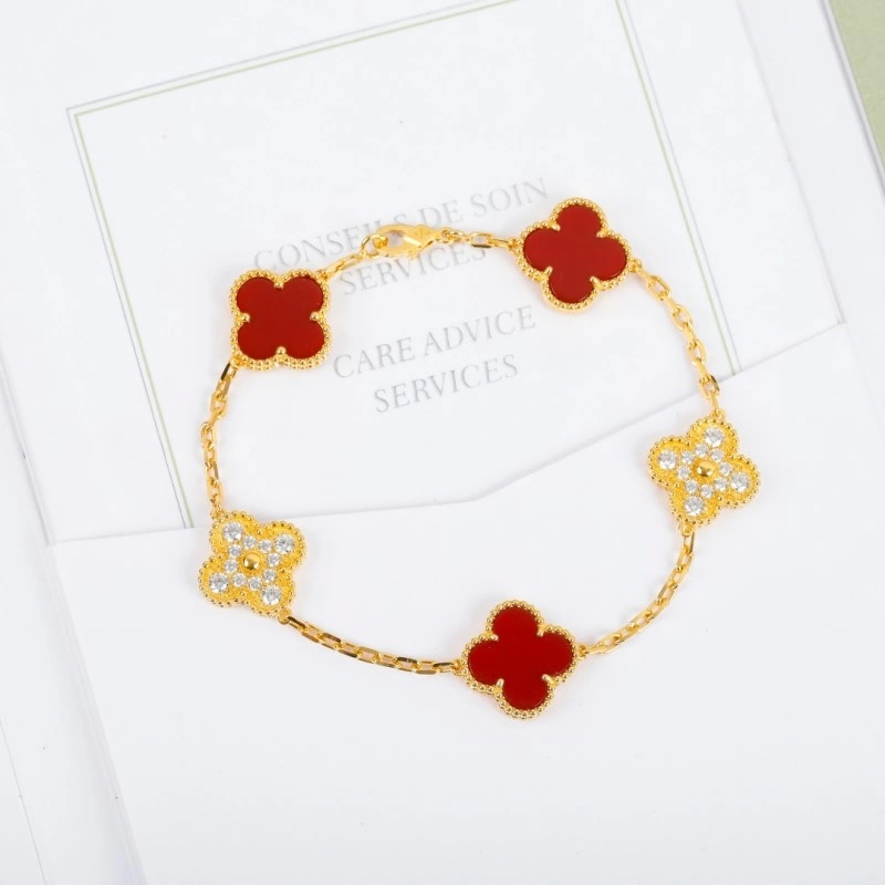 UrbanChic Vca Bracelets 254149