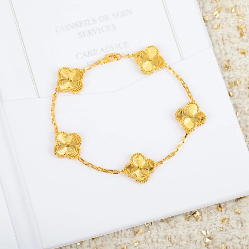 Vca Bracelets MoistureWicking 254134