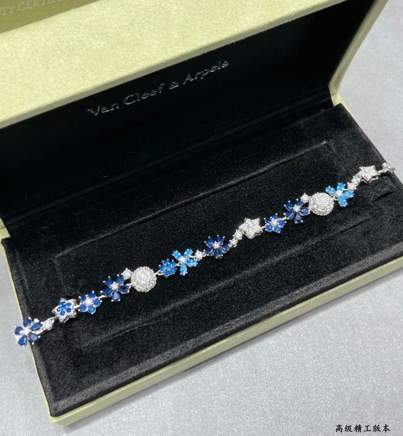 Vca Bracelets HighQuality 254111