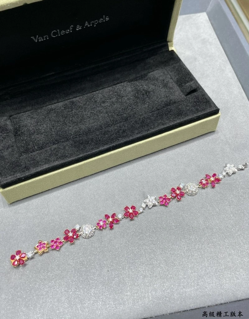 Vca Bracelets Popular 254109