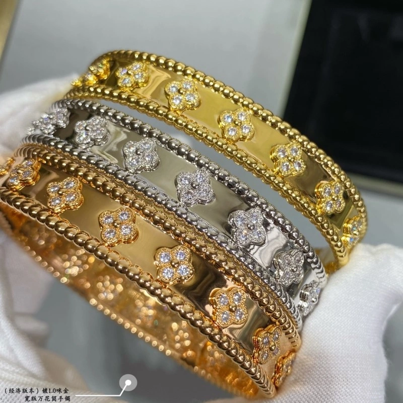 FreshLook Vca Bracelets 254108