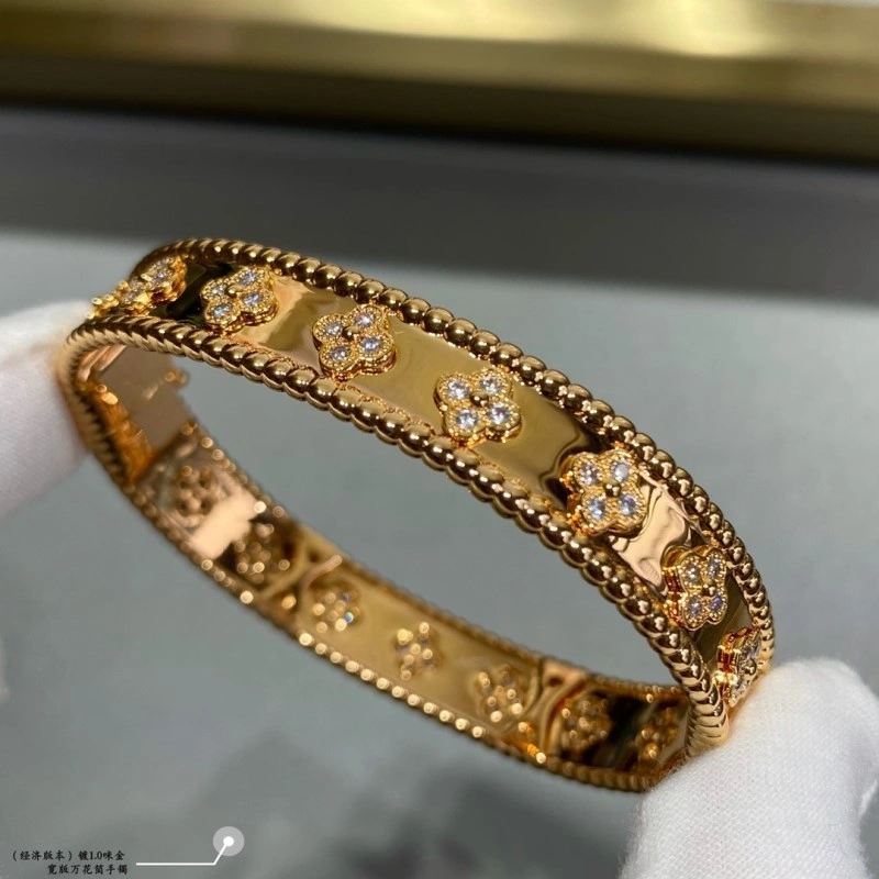 FreshLook Vca Bracelets 254108