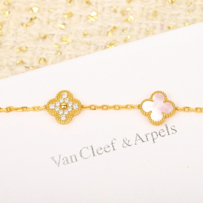 Unique Vca Bracelets 254080