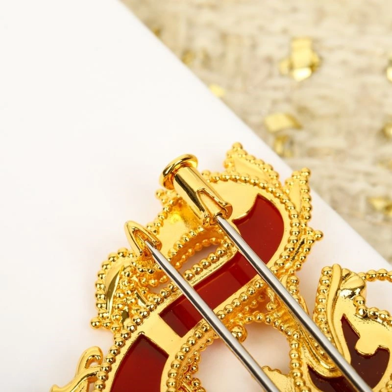 Vca Brooches Stylish 254781