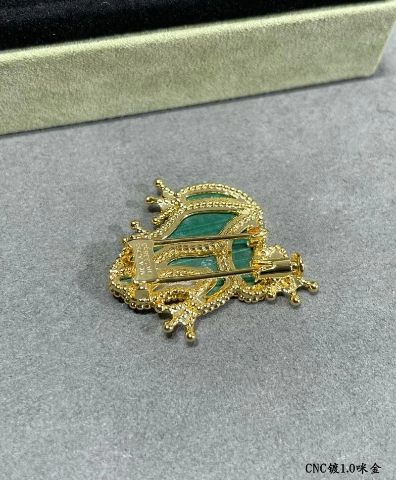 GoodFit Vca Brooches 254776
