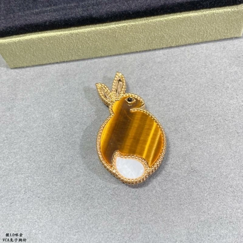 Vca Brooches Neat 254772