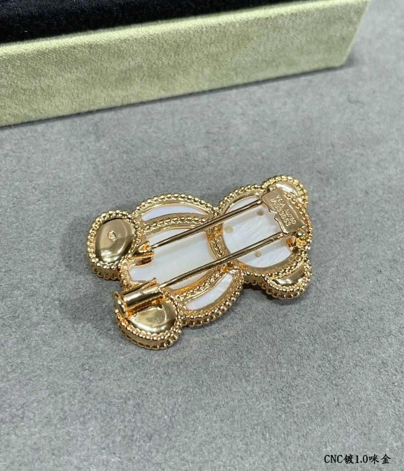 Vca Brooches HighPerformance 254770